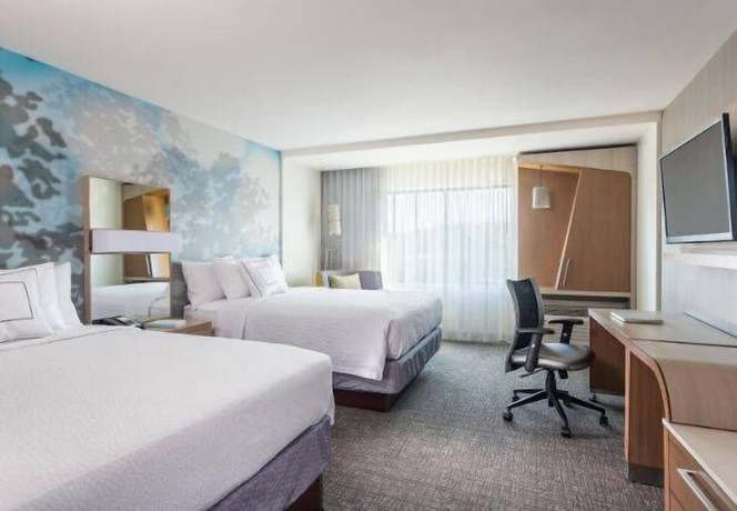 Imagen de la habitación del Hotel Courtyard by Marriott Long Island Islip/Courthouse Complex. Foto 11