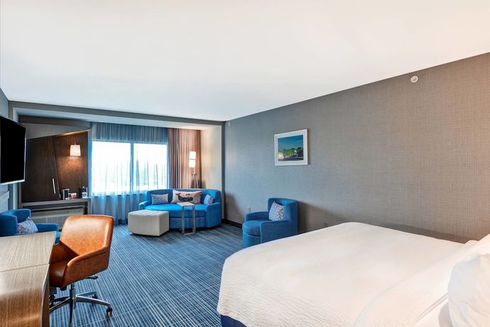 Imagen de la habitación del Hotel Courtyard by Marriott Long Island Islip/Courthouse Complex. Foto 17