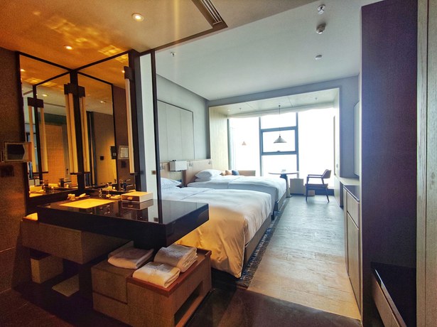 Imagen de la habitación del Hotel Courtyard by Marriott Luoyang. Foto 17