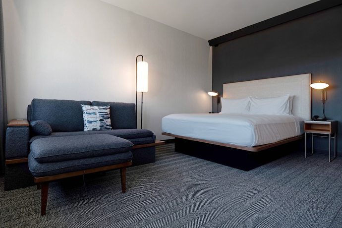 Imagen de la habitación del Hotel Courtyard by Marriott Marina del Rey. Foto 10