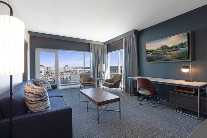 Imagen de la habitación del Hotel Courtyard by Marriott Marina del Rey. Foto 13