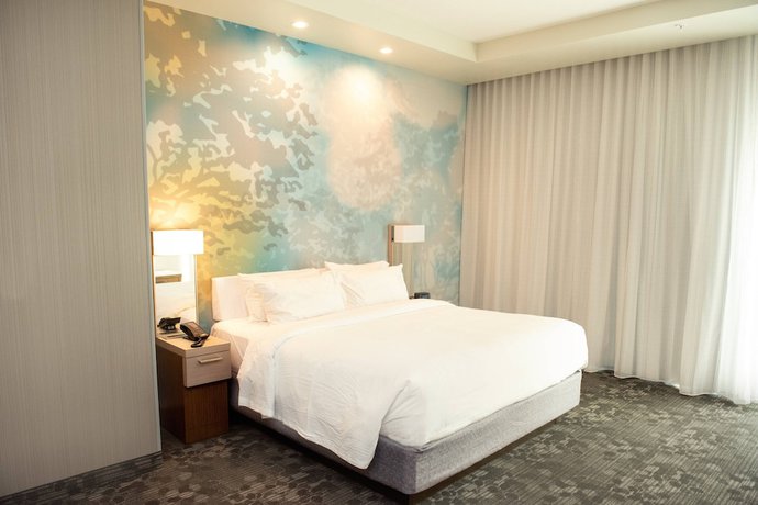 Imagen de la habitación del Hotel Courtyard by Marriott Mesa At Wrigleyville West. Foto 4