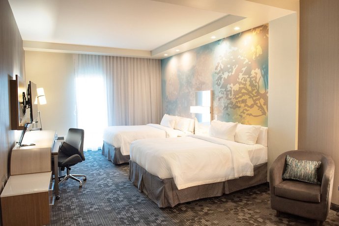 Imagen de la habitación del Hotel Courtyard by Marriott Mesa At Wrigleyville West. Foto 9
