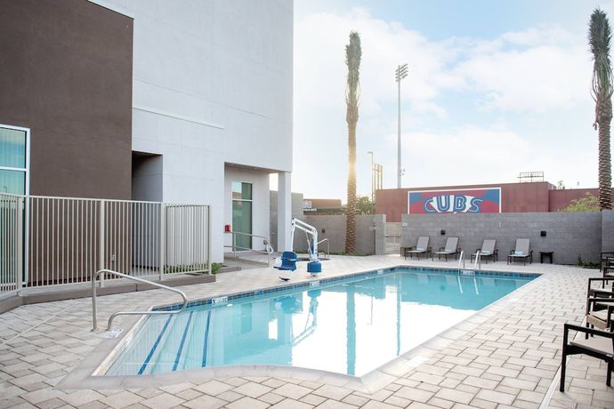 Imagen de la piscina del Hotel Courtyard by Marriott Mesa At Wrigleyville West. Foto 20