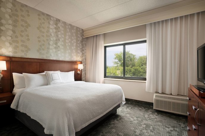 Imagen de la habitación del Hotel Courtyard by Marriott Middletown Goshen. Foto 8