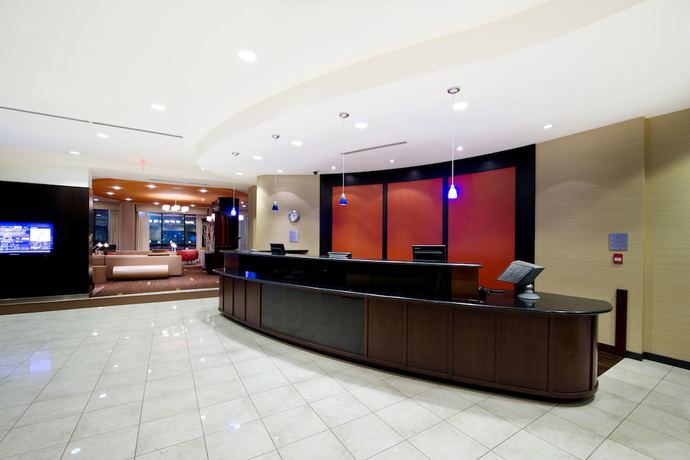 Imagen de los interiores del Hotel Courtyard by Marriott Mississauga - Airport Corporate Centre West. Foto 19
