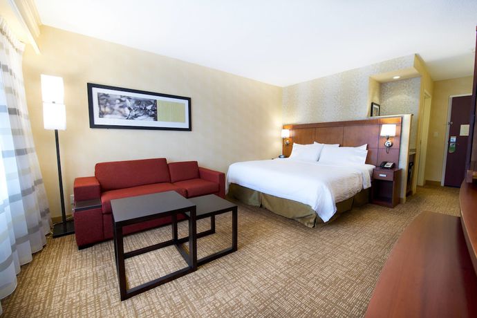 Imagen de la habitación del Hotel Courtyard by Marriott Mississauga - Airport Corporate Centre West. Foto 15