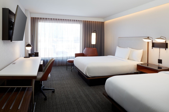Imagen de la habitación del Hotel Courtyard by Marriott Montreal Midtown. Foto 6
