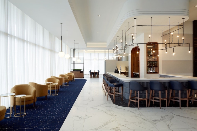 Imagen de los interiores del Hotel Courtyard by Marriott Montreal Midtown. Foto 13