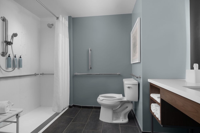 Imagen de la habitación del Hotel Courtyard by Marriott Myrtle Beach Oceanfront. Foto 6