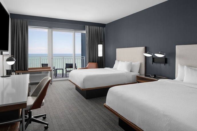 Imagen de la habitación del Hotel Courtyard by Marriott Myrtle Beach Oceanfront. Foto 11