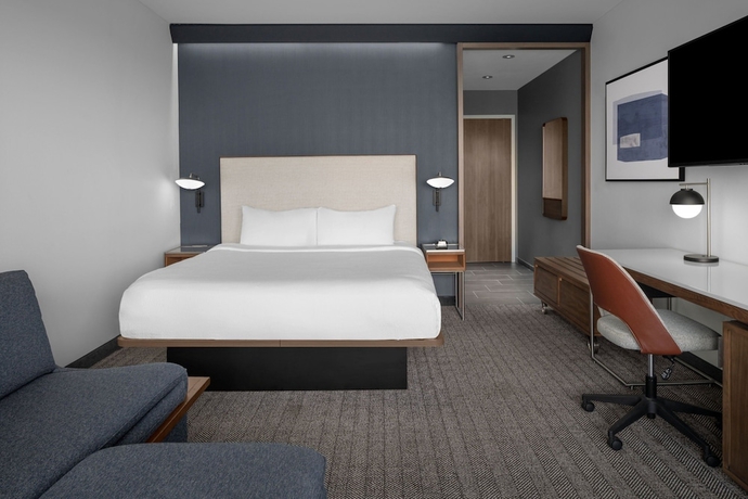 Imagen de la habitación del Hotel Courtyard by Marriott Myrtle Beach Oceanfront. Foto 14
