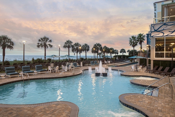 Imagen de la piscina del Hotel Courtyard by Marriott Myrtle Beach Oceanfront. Foto 19
