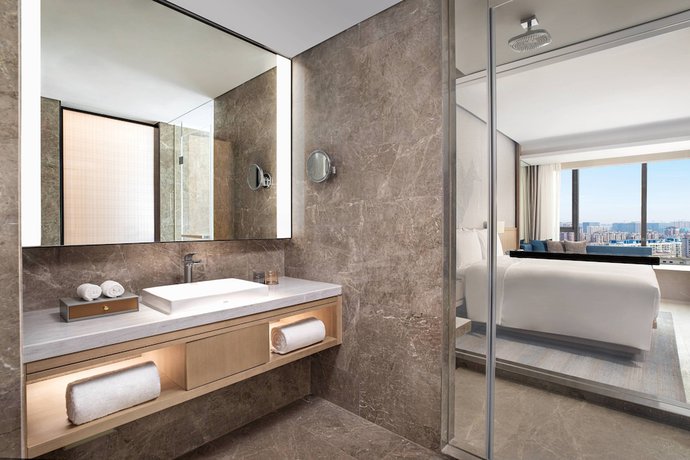 Imagen de la habitación del Hotel Courtyard by Marriott Nanjing Jiangning. Foto 10