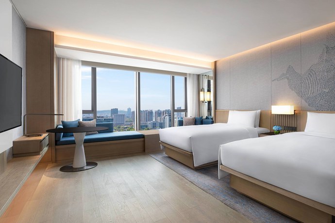 Imagen de la habitación del Hotel Courtyard by Marriott Nanjing Jiangning. Foto 13