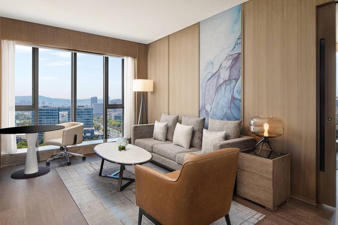 Imagen de la habitación del Hotel Courtyard by Marriott Nanjing Jiangning. Foto 17
