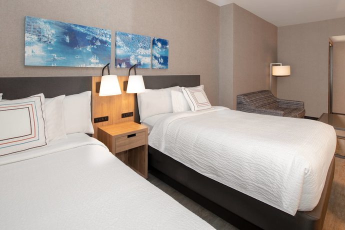 Imagen de la habitación del Hotel Courtyard by Marriott New York World Trade Center Area. Foto 8