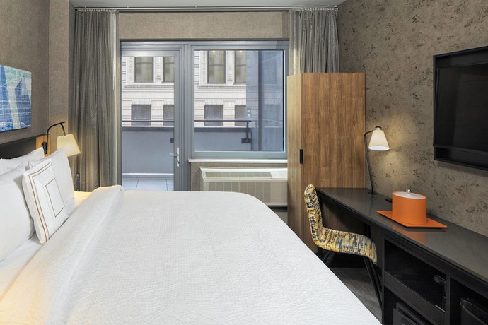 Imagen de la habitación del Hotel Courtyard by Marriott New York World Trade Center Area. Foto 14