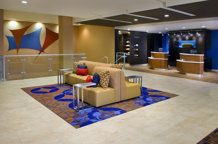 Imagen de los interiores del Hotel Courtyard by Marriott Newark Downtown. Foto 12