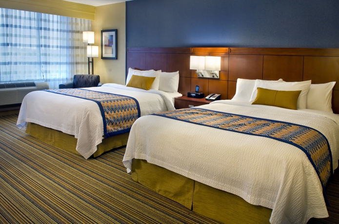 Imagen de la habitación del Hotel Courtyard by Marriott Newark Downtown. Foto 5