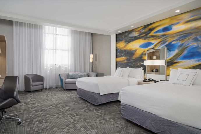 Imagen de la habitación del Hotel Courtyard by Marriott Niagara Falls, USA. Foto 10