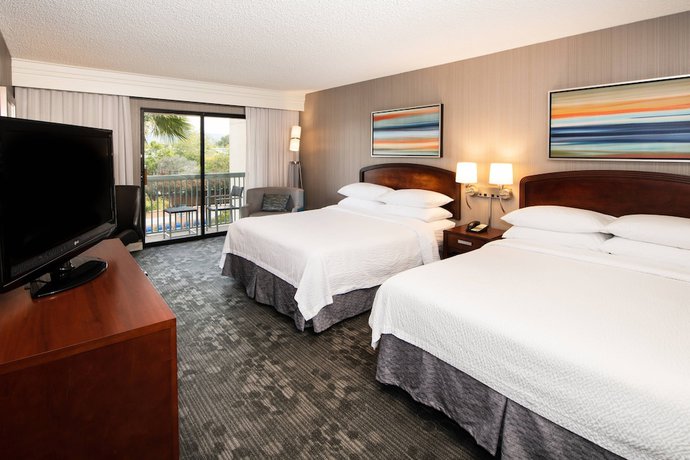 Imagen de la habitación del Hotel Courtyard by Marriott Oakland Airport. Foto 7