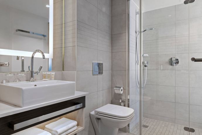 Imagen de la habitación del Hotel Courtyard by Marriott Oberpfaffenhofen Munich South. Foto 11