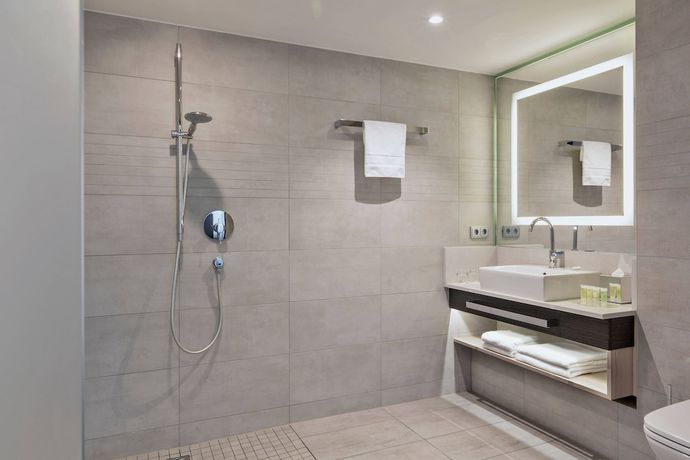 Imagen de la habitación del Hotel Courtyard by Marriott Oberpfaffenhofen Munich South. Foto 13