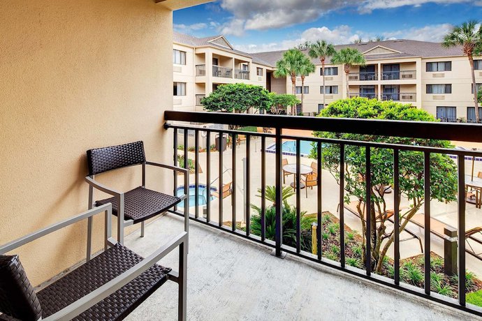 Imagen de la habitación del Hotel Courtyard by Marriott Ocala. Foto 12