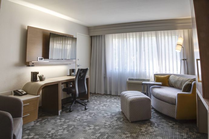 Imagen de la habitación del Hotel Courtyard by Marriott Ocala. Foto 13