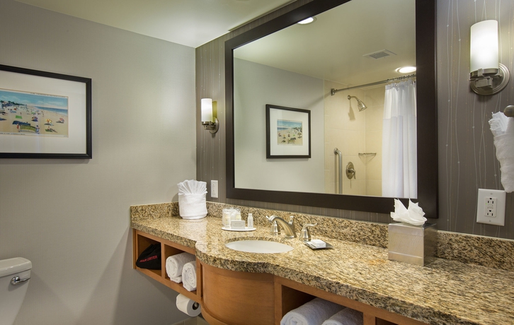 Imagen de la habitación del Hotel Courtyard by Marriott Oceanside Fort Lauderdale Beach. Foto 8