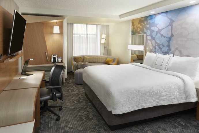 Imagen general del Hotel Courtyard by Marriott Oshawa. Foto 1