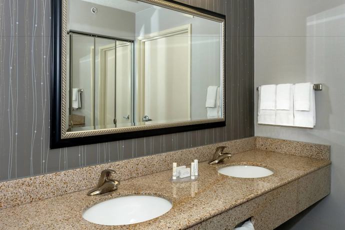 Imagen de la habitación del Hotel Courtyard by Marriott Panama City. Foto 4