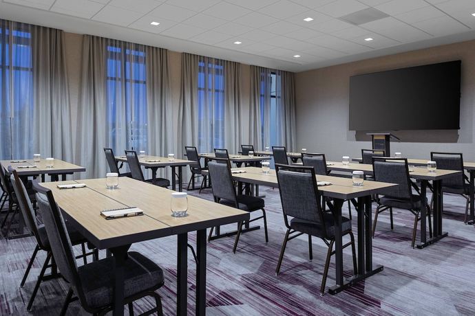 Imagen de los interiores del Hotel Courtyard by Marriott Pasco Tri-Cities Airport. Foto 13