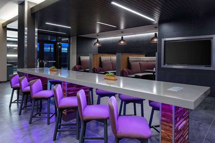 Imagen del bar/restaurante del Hotel Courtyard by Marriott Pasco Tri-Cities Airport. Foto 4