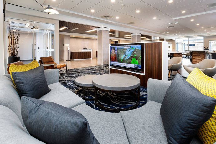 Imagen de los interiores del Hotel Courtyard by Marriott Pensacola West. Foto 19