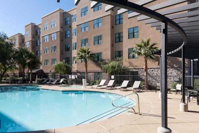 Imagen de la piscina del Hotel Courtyard by Marriott Phoenix North/Happy Valley. Foto 13