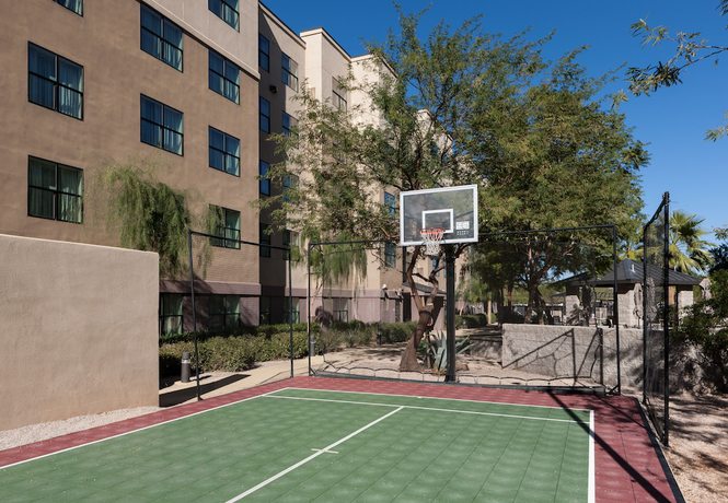 Imagen de los exteriores del Hotel Courtyard by Marriott Phoenix North/Happy Valley. Foto 10