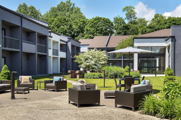Imagen de los exteriores del Hotel Courtyard by Marriott Poughkeepsie. Foto 6