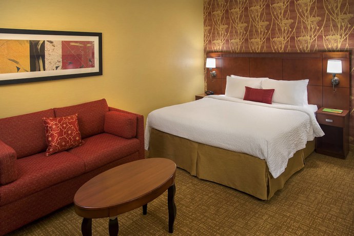Imagen de la habitación del Hotel Courtyard by Marriott Poughkeepsie. Foto 4