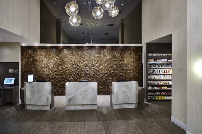 Imagen de los interiores del Hotel Courtyard by Marriott Rio De Janeiro Barra da Tijuca. Foto 16