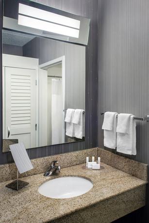 Imagen de la habitación del Hotel Courtyard by Marriott Rye. Foto 6