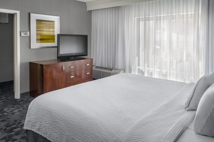 Imagen de la habitación del Hotel Courtyard by Marriott Rye. Foto 8