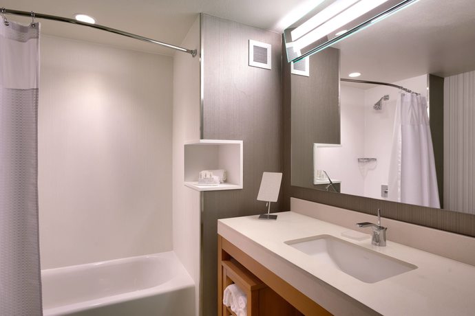 Imagen de la habitación del Hotel Courtyard by Marriott Salt Lake City Downtown. Foto 11