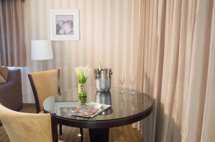 Imagen de la habitación del Hotel Courtyard by Marriott San Diego Downtown Little Italy. Foto 6