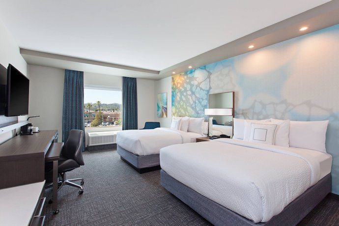 Imagen de la habitación del Hotel Courtyard by Marriott San Diego El Cajon. Foto 2