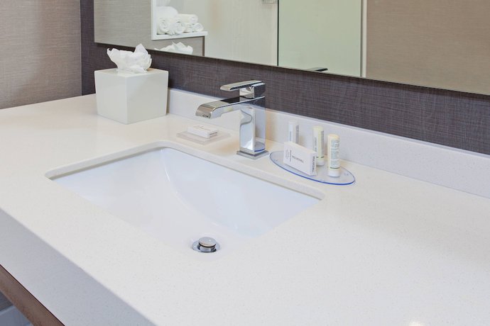 Imagen de la habitación del Hotel Courtyard by Marriott San Diego El Cajon. Foto 4