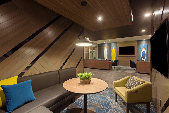 Imagen de los interiores del Hotel Courtyard by Marriott San Diego El Cajon. Foto 16