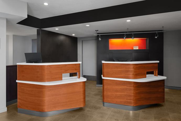 Imagen de los interiores del Hotel Courtyard by Marriott San Diego - Rancho Bernardo. Foto 8
