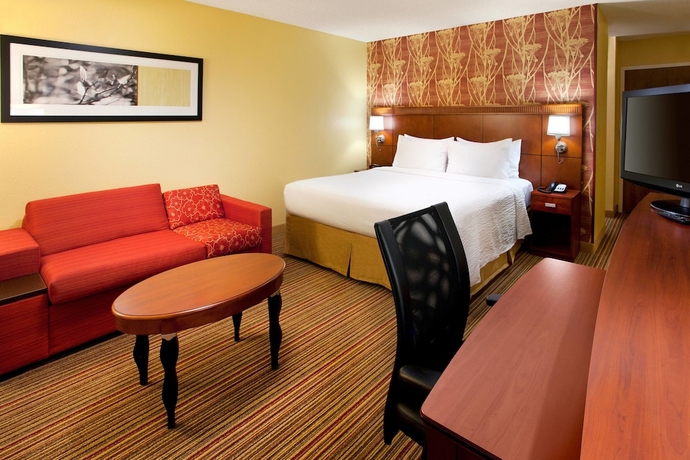 Imagen de la habitación del Hotel Courtyard by Marriott San Diego Sorrento Valley. Foto 8
